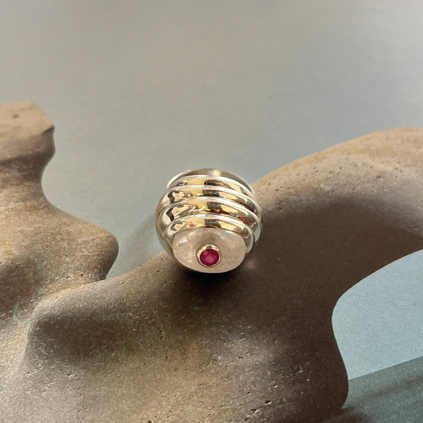 ANILLO OROS RUBÍ