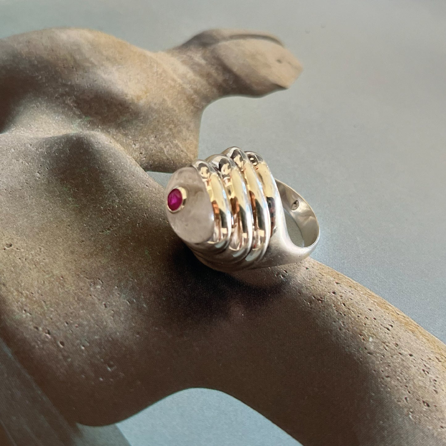 ANILLO OROS RUBÍ